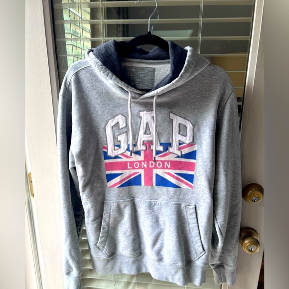 GAP London w/British Flag Grey Hoodie in Size S - Picture 1 of 6